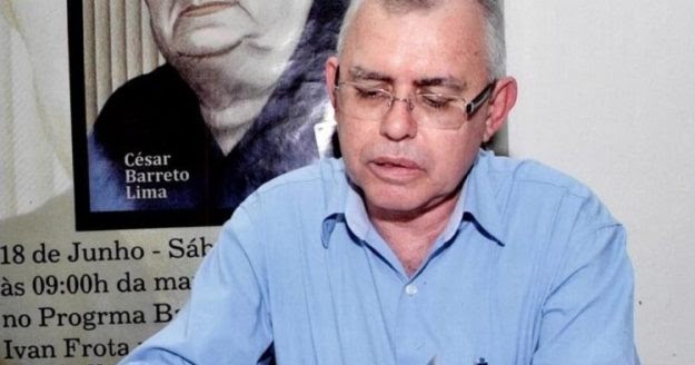 EX-DEPUTADO E INTELECTUAL CÉSAR BARRETO HOMENAGEIA MARCOS PEIXOTO NOS SEUS 35 ANOS DE JORNALISMO