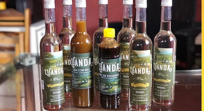 CACHAÇA LUANDA PEDALA PARA CONSTAR NAS PRATELEIRAS DOS MERCADINHOS SÃO LUIZ