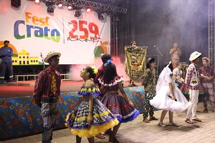 ECOS DE MAIS UM ANIVERSÁRIO DO CRATO: ZÉ AILTON E FLORISVAL CORIOLANO PILOTAM FESTA NO CRATO