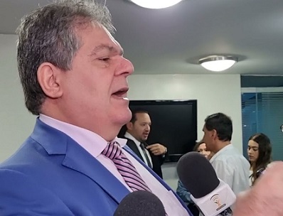 SURURU POLÍTICO DO PDT  NO CEARÁ, TRÁS PREJUÍZOS PARA A SIGLA. FORTAL E BARBALHA JÁ SENTEM ISSO