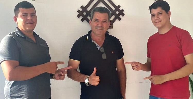 PEDRO DE GERSON DEMONSTRA ROBUSTEZ POLÍTICA PARA A DISPUTA DE 2024 EM SANTANA DO CARIRI