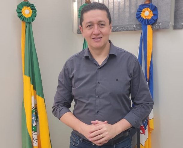 GLÊDSON BEZERRA FALA AO CARIRIEISSO SOBRE O SEU ENCONTRO COM O GOVERNADOR ELMANO DE FREITAS