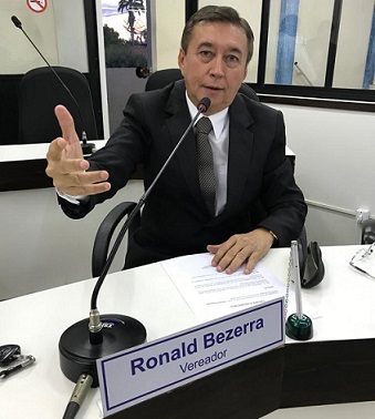 EM IGUATU, DERAM UM TRAÇO EM AGENOR NETO E EM OUTRAS LIDERANÇAS DE PESO CITADINAS