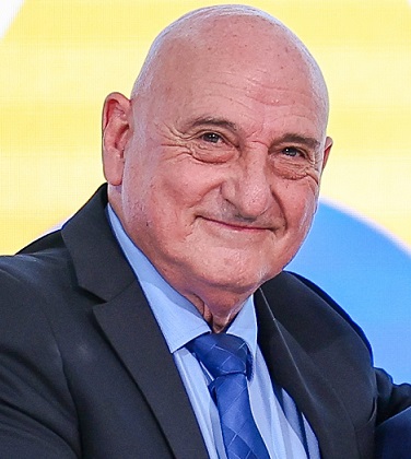 GENERAL G. DIAS TEM SIDO HOSTILIZADO EM ÁREAS PÚBLICAS DE BRASÍLIA E SÃO PAULO