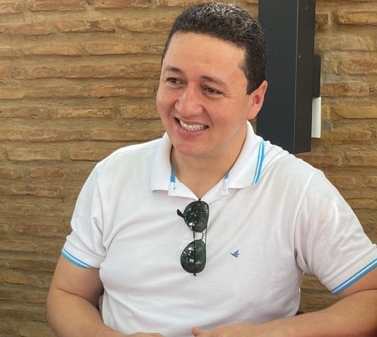 DESESPERADA, OPOSIÇÃO REQUENTA DE NOVO A BRAVATA DE CASSAR O PREFEITO GLÊDSON BEZERRA