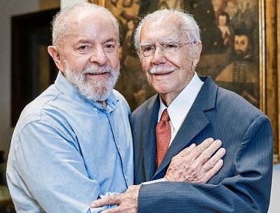 TEMENDO O PIOR, LULA PROCUROU SARNEY PARA FAZER POLÍTICA COM BOM SENSO