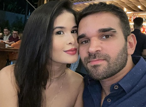 JOVEM EMPRESÁRIO FRANCISCO JUSTO NETO SE RENDEU AOS FASCÍNIOS DA BELEZA ORIENTAL