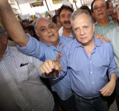 TASSO E PESSOA TENTARAM, MAS DOUTOR ALOÍSIO NÃO TOPOU ABRIR MÃO DE SER CANDIDATO