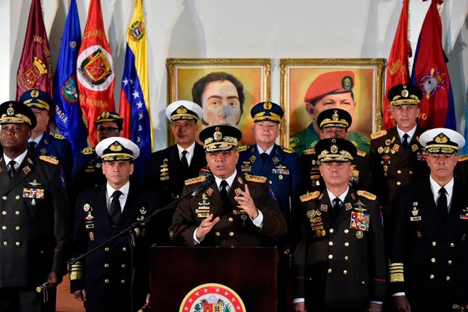 NA VENEZUELA, OPOSIÇÃO TERÁ QUE DIALOGAR COM MILITARES, SE QUISER DERRUBAR MADURO