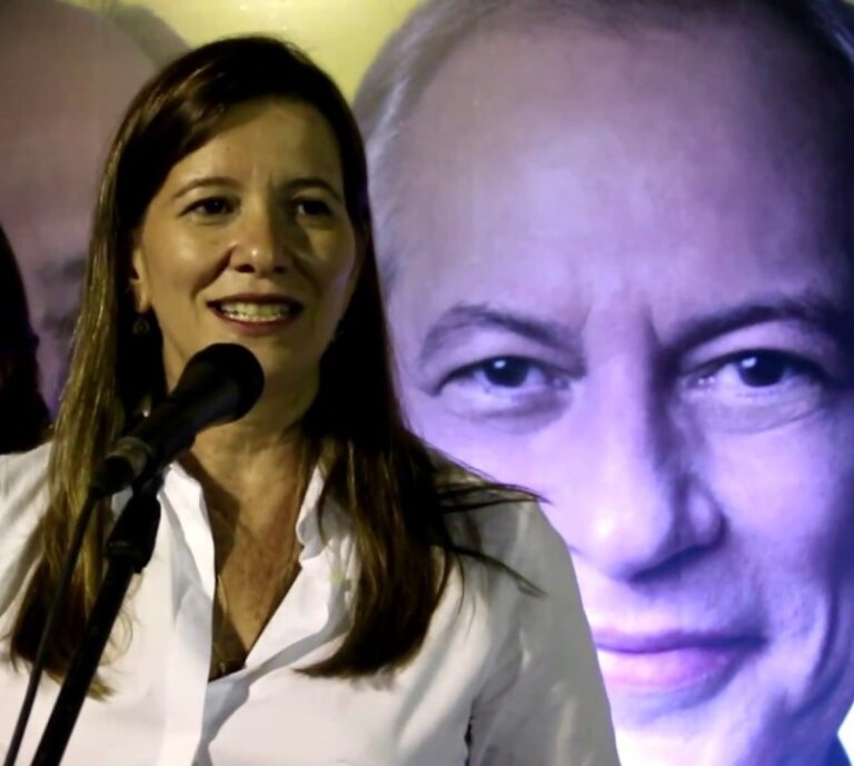 CARIRIEISSO EXPLICA REAÇÃO DE LIA FERREIRA GOMES EM DEFESA DO HERMANO CIRO GOMES