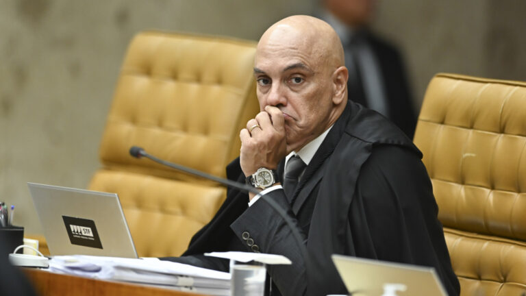 “MORAES SE CONFUNDE NA ÂNSIA DE PODER”, ASSINALA KUNTZ, ADVOGADO DE TAGLIAFERRO