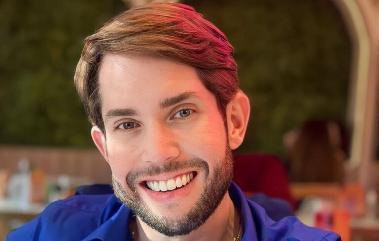 QUE BOM!!!! ALEXANDRE TAVARES É UM EMPRESÁRIO QUE ACORDA FAZENDO O BEM AO PRÓXIMO