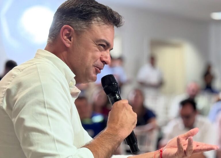 FERNANDO SANTANA VOLTOU A BARBALHA PARA ASSUNTAR MAIS SOBRE O CAMINHO DAS ÁGUAS