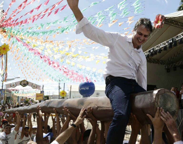 BARBALHA EM CHAMA! FESTA DO PADROEIRO SANTO ANTONIO JÁ ESTÁ FERVENDO