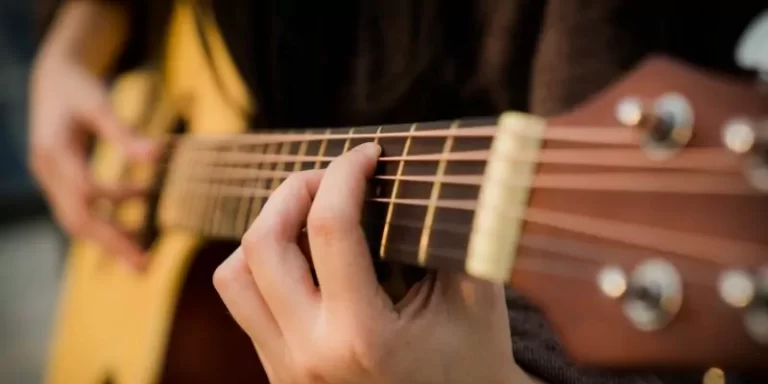 ULALÁ!!!!! CARIRI SEDIA TERCEIRO FESTIVAL INTERNACIONAL DE VIOLÃO