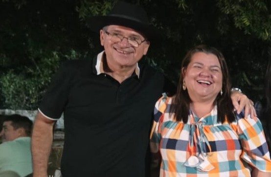 ARRAIÁ DE SÃO PEDRO DE ZÉILTON BRASIL & CIA FOI UMA FESTANÇA CHEIA DE ESTILO JUNINO