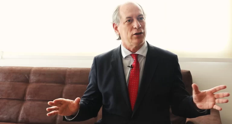 CANDIDATURA DE CIRO GOMES É CONVERSA PARA BOI DORMIR