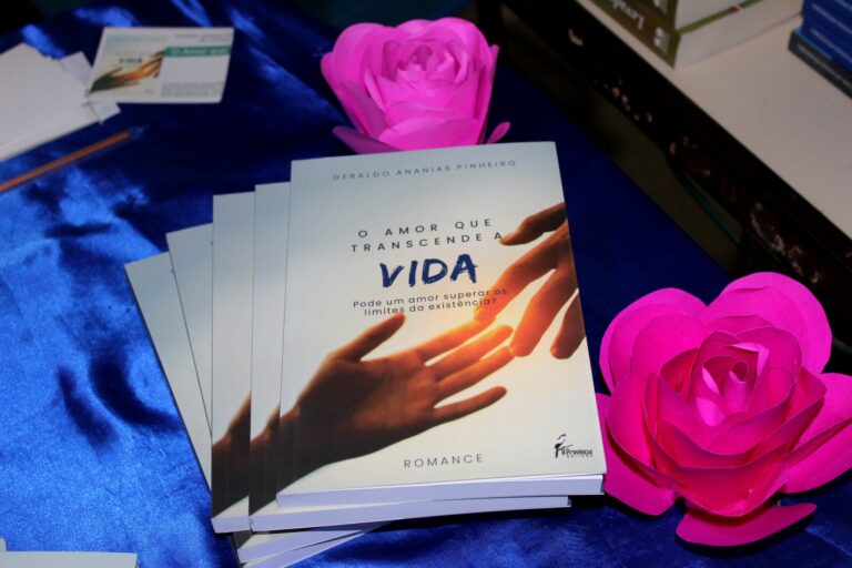 GERALDO ANANIAS LANÇA “O AMOR QUE TRANSCENDE A VIDA” EM SANTANA DO CARIRI