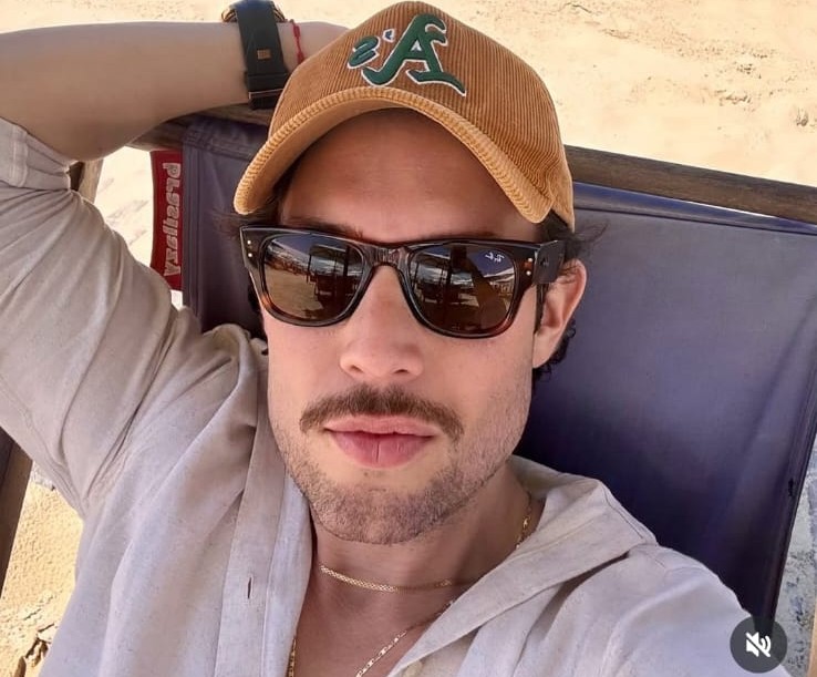 QUE CHIQUE! ALEXANDRE TAVARES E PATOTA AMIGA BRILHAM NO FORTAL