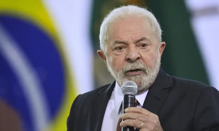 LULA REUNIU MINISTROS NO DOMINGO PARA DISCUTIR A  LEI DA “RECIPROCIDADE”