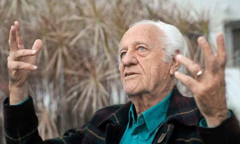 “VOU MASTIGANDO O MUNDO E RUMINANDO, E ASSIM VOU TOCANDO ESSA VIDA MARVADA”