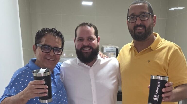 HONDA NOVALUZ CARIRI ABRIU AS PORTAS PARA RECEBER APRECIADORES DE SEUS VEÍCULOS