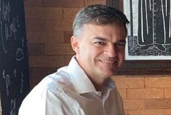 FERNANDO SANTANA SÓ QUE SABER DE POLÍTICA? MAS É CLARO QUE NÃO…