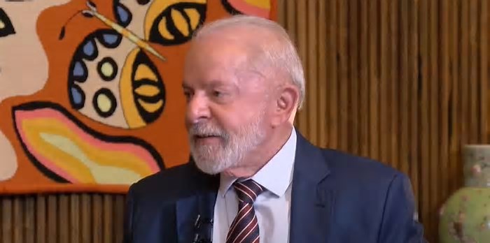 LULA DIZ QUE TARIFAÇO NÃO FICARÁ IMPUNE E QUE O AMERICANO SOFRERÁ AS CONSEQUÊNCIAS