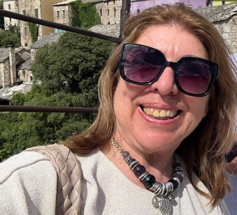 CARMINHA PIERRE BARRETO RECKTENWALD É A MARAVILHOSA ANIVERSARIANTE DESTA SEGUNDONA