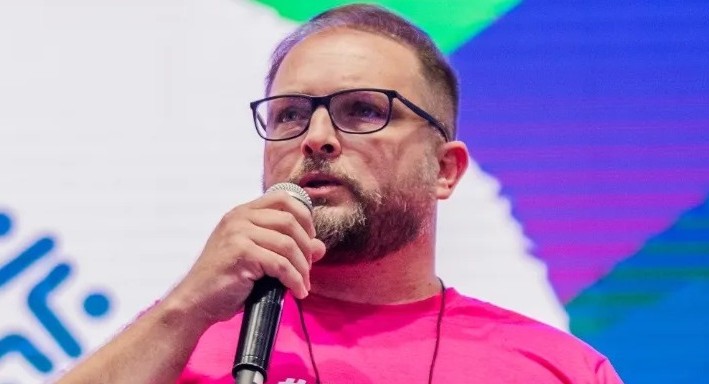 KALAMAN LIBERAL É O MAIS NOVO CIDADÃO CRATENSE SOB OS AUSPÍCIOS DO EDIL THIAGO ESMERALDO