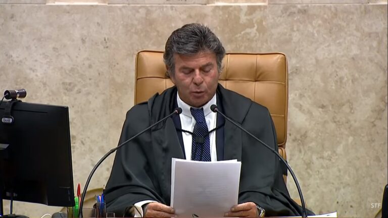 O VOTO DE FUX E A TENSA FRONTEIRA ENTRE JUSTIÇA, POLÍTICA E PODER MILITAR