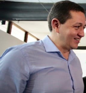 PESSOA DO GOVERNO ANALISA COM QUIETUDE PRESENÇA DE GLÊDSON BEZERRA EM ATO DE CIRO GOMES