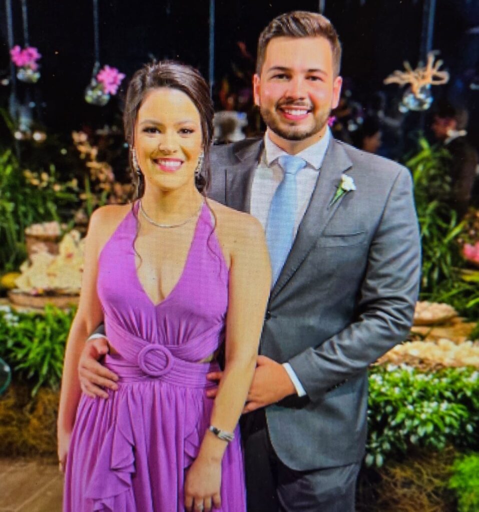 O atributo alt desta imagem está vazio. O nome do arquivo é 9799c738-fa2f-471a-abbb-3a91ac9a7489-957x1024.jpeg