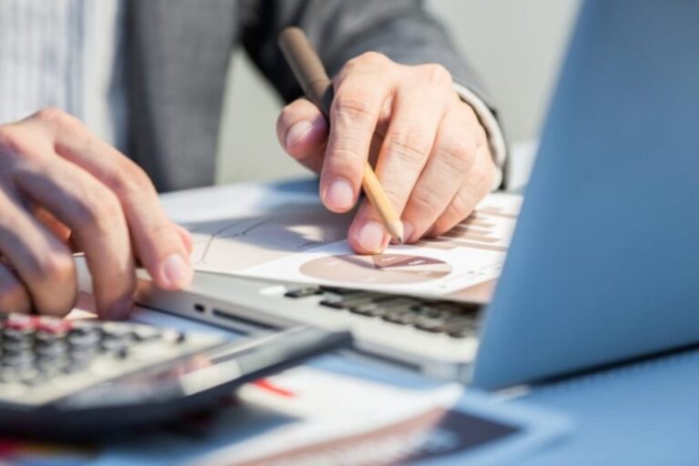 O REMENDO FISCAL QUE AMEAÇA O CRESCIMENTO BRASILEIRO