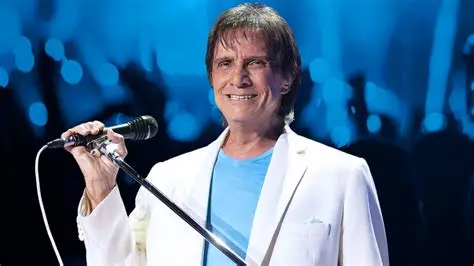 CARIRIEISSO PRESENTEIA NESTA MANHÃ DE SÁBADO OS NOSSOS LEITORES COM UMA CANÇÃO DO ROBERTO