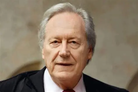 ESTÁ CHEGANDO A HORA DO MINISTRO LEWANDOWSKI RECEBER O TITUTO DE CIDADÃO CEARENSE