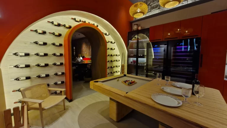 JOANA REZENDE APRESENTA ‘ADEGA CICLO DOS SONHOS’ NA CASA COR CEARÁ 2025