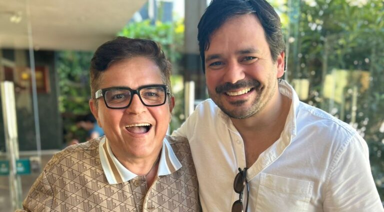 MARCOS PEIXOTO COM SEU SAVOIR-FAIRE, REUNIU SÓ GENTE QUE ACONTECE NO CARIRI E ALHURES