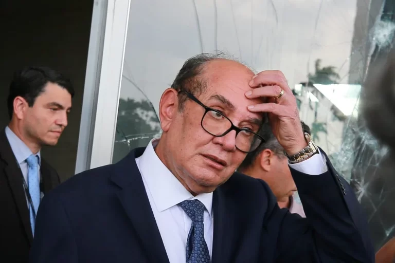 GILMAR VAI TENTAR RECUSAR O RECURSO DE BOLSONARO, MAS NÃO CONSEGUIRÁ