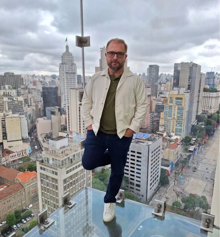 KALAMAN LIBERAL FOI O ENTREVISTADO DA ÚLTIMA SEXTA NO PODCAST “CARIRIESSO COM MARCOS PEIXOTO”