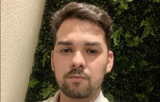 LUCAS SOUZA CURTIU O ÚLTIMO WEEKEND NO AZUL PISCINA DE SUA HOUSE