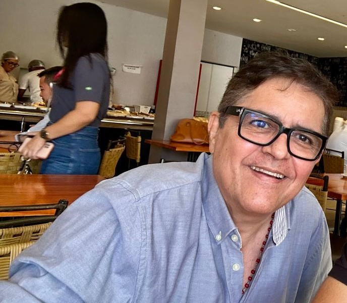 MARCOS PEIXOTO DESEJA AQUELE FELIZ NATAL E PRÓSPERO ANO NOVO AOS SEUS FEIJOEIROS