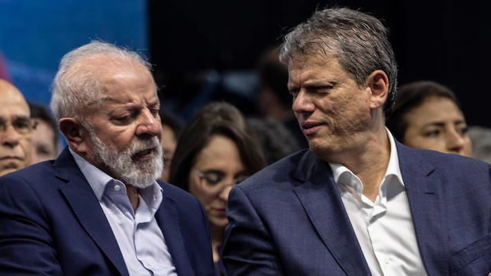 LULA SUPERA TODOS OS CANDIDATOS A PRESIDENTE NO PRIMEIRO TURNO