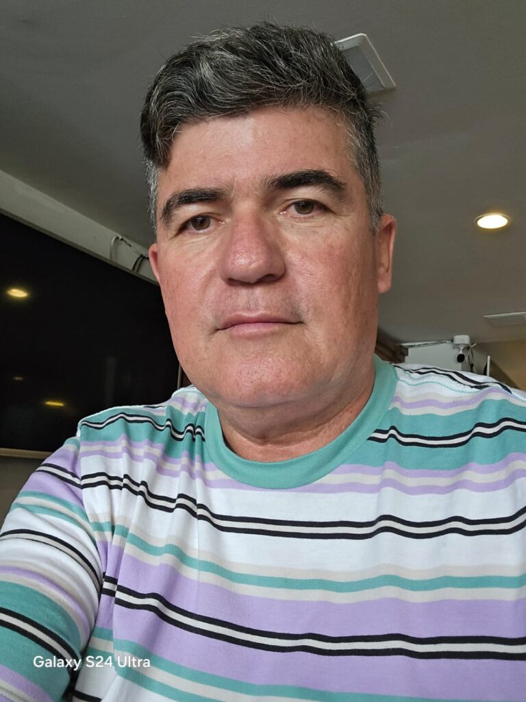 EMPRESÁRIO CRATENSE QUE FEZ SUCESSO LÁ FORA, PASSOU FESTAS FINDIANISTAS EM SANTANA DO ARAGUAIA