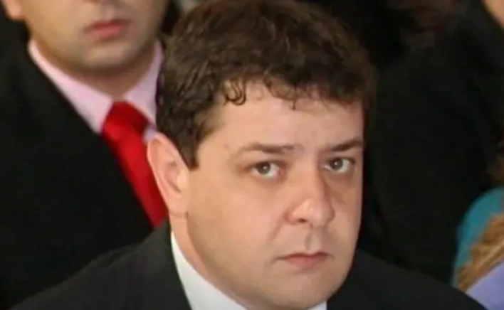 CPMI DO INSS INVESTIGA LIGAÇÃO ENTRE LULINHA E O BANCO MASTER