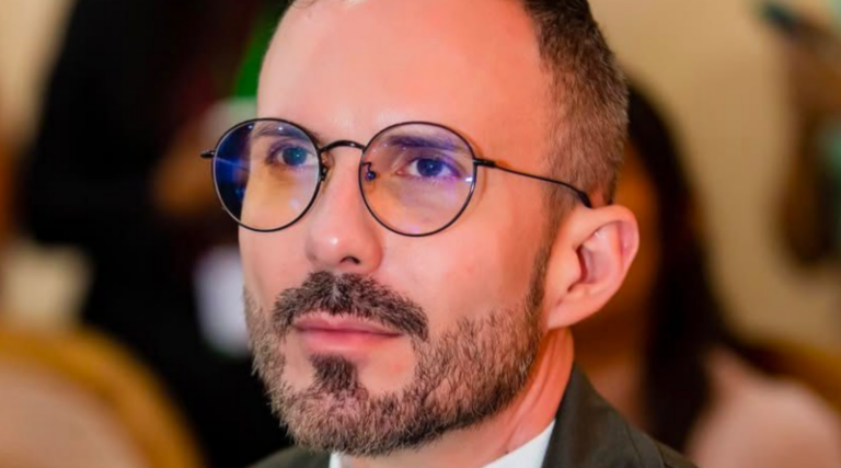 VÁRZEA ALEGRE EMPOSSA NOVO SECRETÁRIO DE SAÚDE E PROMOVE ALINHAMENTO TÉCNICO COM A EQUIPE