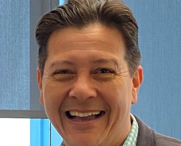 CRATENSE QUE HAVIA SAIDO DE NOSSO RADAR REAPARECE MORANDO EM BOSTON, E.U.A