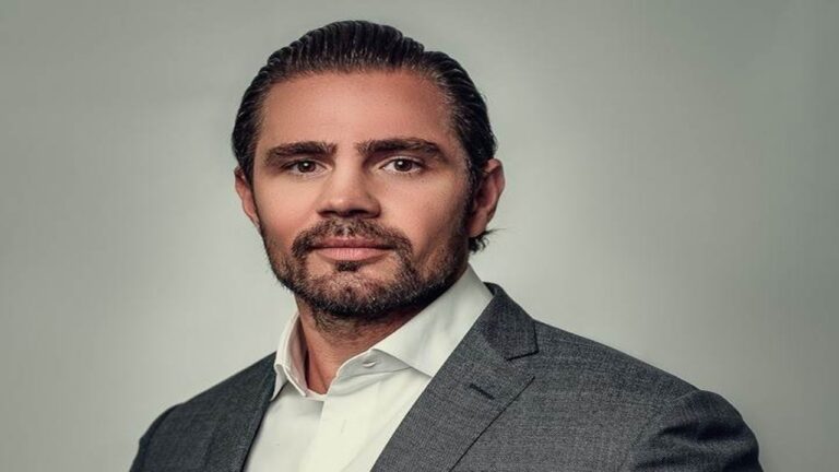 PARTE DA CLASSE POLÍTICA PARALIZADA DIANTE DEPOIMENTOS DE PAULO HENRIQUE COSTA E VORCARO