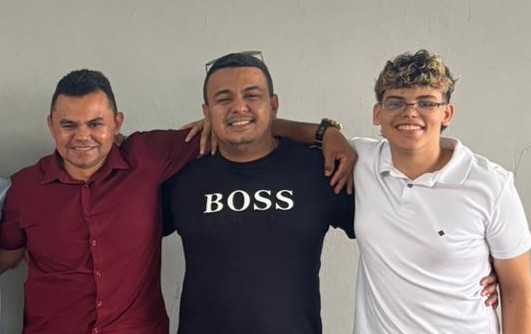 CHURRASCARIA DO FÁBIO FOI A PEDIDA DE SÁBADO CARNAVALESCO DE TURMA MANEIRA