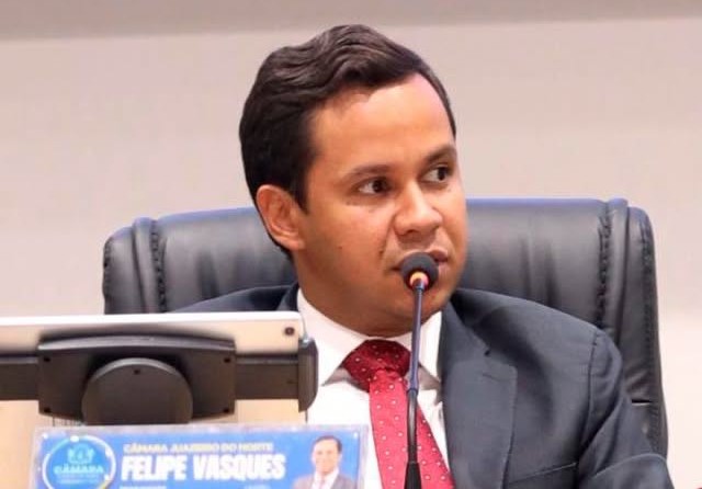 FELIPE VASQUES AFIRMA QUE COMPROMISSO COM A SERIEDADE COMEÇA COM EXEMPLOS